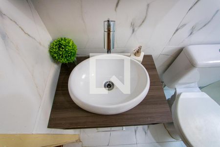 Apartamento à venda com 62m², 2 quartos e 1 vaga Apartamento à venda com 62m², 2 quartos e 1 vagaBanheiro