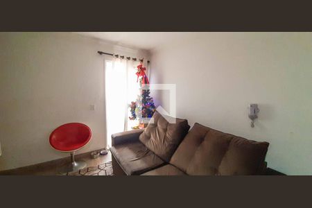 Sala de apartamento à venda com 2 quartos, 45m² em São Pedro, Osasco