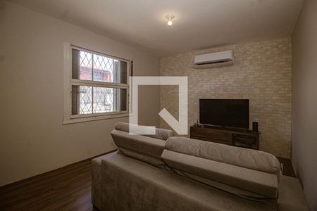 Sala de casa à venda com 4 quartos, 140m² em Santo Antônio, Porto Alegre