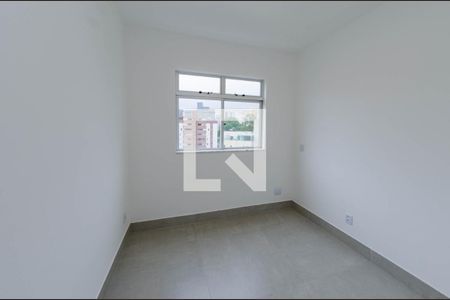 Quarto 2 de apartamento para alugar com 4 quartos, 113m² em Buritis, Belo Horizonte