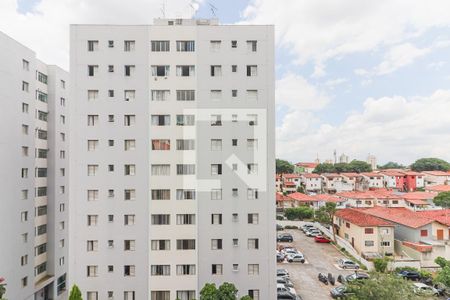 Vista Sala de apartamento à venda com 2 quartos, 55m² em Jardim Ester Yolanda, São Paulo