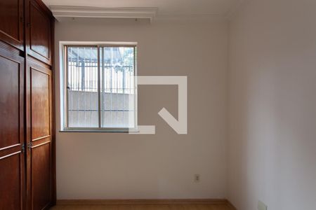 Quarto 1 de apartamento para alugar com 3 quartos, 62m² em Manacás, Belo Horizonte