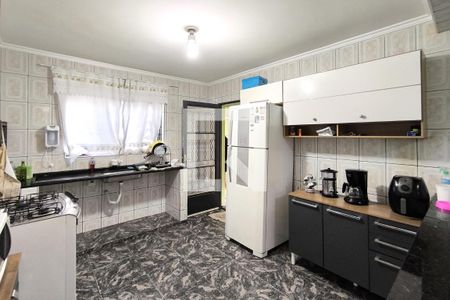 Casa à venda com 100m², 3 quartos e 2 vagas Casa à venda com 100m², 3 quartos e 2 vagasCozinha