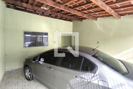 Casa à venda com 100m², 3 quartos e 2 vagas Casa à venda com 100m², 3 quartos e 2 vagasÁrea externa