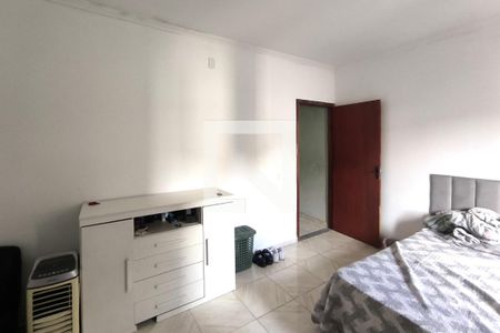 Casa à venda com 100m², 3 quartos e 2 vagas Casa à venda com 100m², 3 quartos e 2 vagasQuarto 3