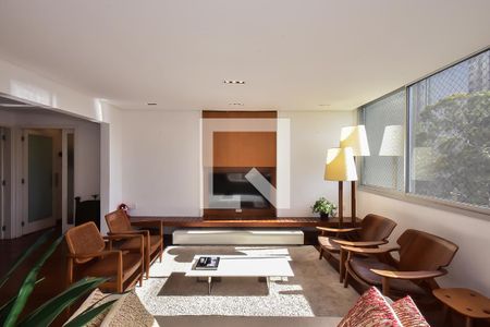 Sala de Tv de apartamento à venda com 4 quartos, 202m² em Vila Sonia, São Paulo