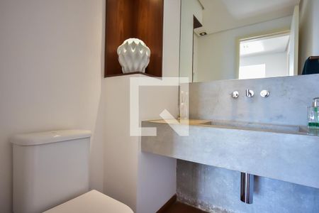 Lavabo de apartamento à venda com 4 quartos, 202m² em Vila Sonia, São Paulo