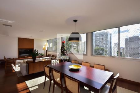 Sala de apartamento à venda com 4 quartos, 202m² em Vila Sonia, São Paulo