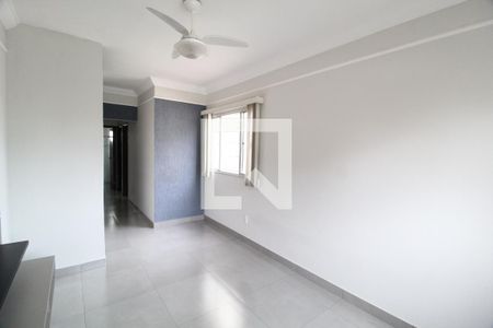 Sala de apartamento para alugar com 2 quartos, 65m² em Santa Mônica, Uberlândia