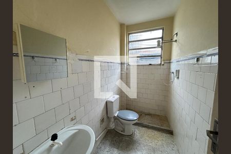 Banheiro de casa à venda com 1 quarto, 48m² em Madureira, Rio de Janeiro