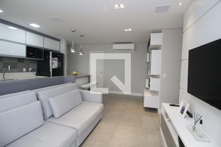 Sala de TV de apartamento à venda com 3 quartos, 81m² em Jardim Analia Franco, São Paulo