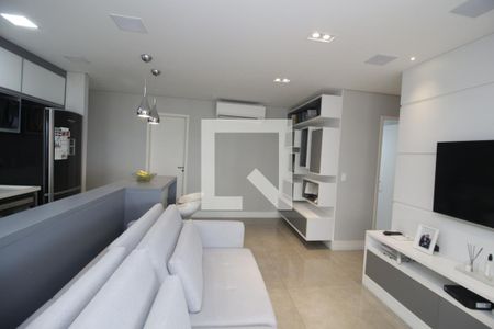 Sala de TV de apartamento à venda com 3 quartos, 81m² em Jardim Analia Franco, São Paulo