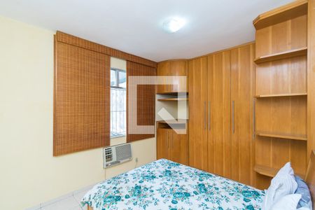 Quarto 1 de apartamento para alugar com 2 quartos, 72m² em Vila Kosmos, Rio de Janeiro