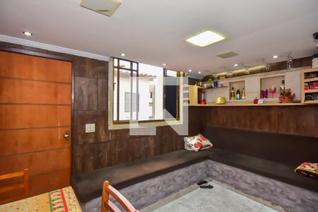 Sala de apartamento para alugar com 2 quartos, 55m² em Conjunto Promorar Raposo Tavares, São Paulo