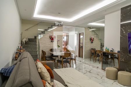 Sala de casa para alugar com 3 quartos, 100m² em Jardim Oriental, São Paulo