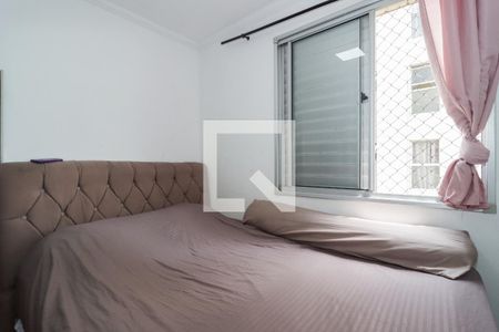 Quarto 1 de apartamento para alugar com 2 quartos, 49m² em Vila Indiana, Taboão da Serra