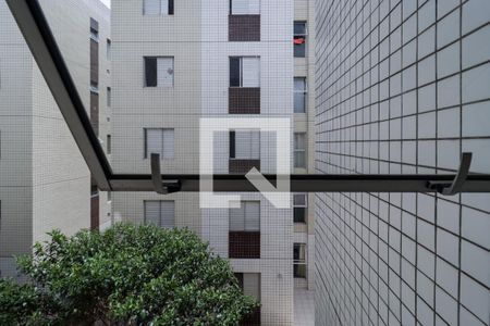 Vista da Sala de apartamento para alugar com 2 quartos, 49m² em Vila Indiana, Taboão da Serra