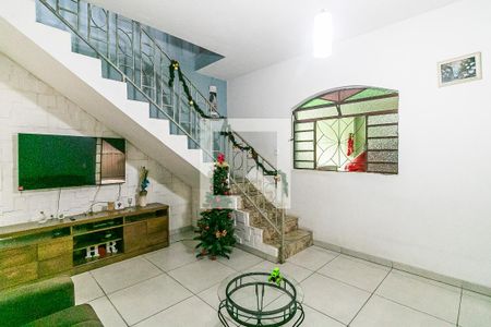 Sala de casa à venda com 5 quartos, 204m² em A Definir Em Campo, Contagem