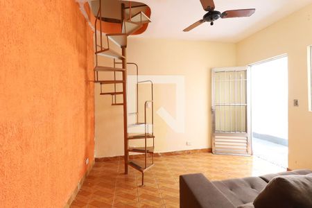 Sala de casa para alugar com 2 quartos, 70m² em Conjunto Habitacional Jova Rural, São Paulo