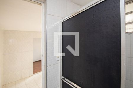 Banheiro de casa para alugar com 1 quarto, 55m² em Vila Ede, São Paulo