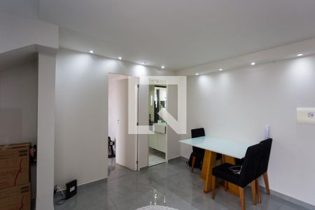 Sala de apartamento para alugar com 2 quartos, 74m² em Campo Limpo, São Paulo