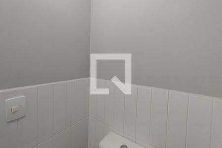 Banheiro de apartamento para alugar com 1 quarto, 33m² em Parque Industrial, Campinas