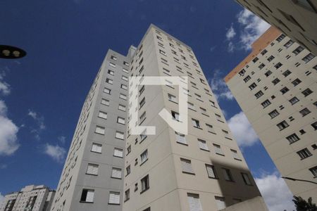Apartamento para alugar com 53m², 2 quartos e 1 vaga Apartamento para alugar com 53m², 2 quartos e 1 vagaFachada