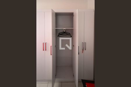 Apartamento para alugar com 53m², 2 quartos e 1 vaga Apartamento para alugar com 53m², 2 quartos e 1 vagaQuarto