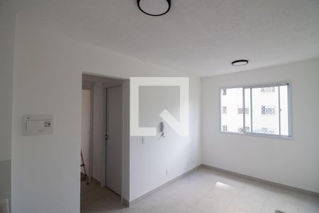 Sala de apartamento para alugar com 2 quartos, 35m² em Jardim Celeste, São Paulo