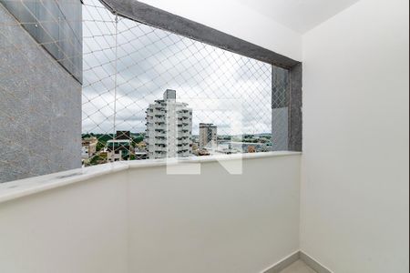 Varanda da Sala de apartamento para alugar com 2 quartos, 113m² em Cabral, Contagem