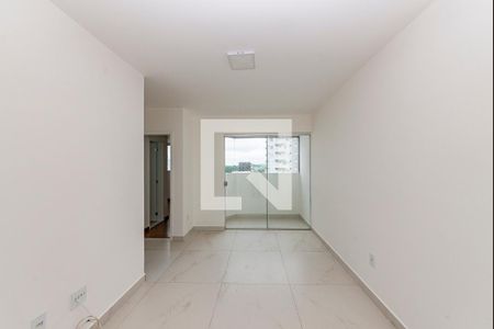 Sala 1 de apartamento para alugar com 2 quartos, 113m² em Cabral, Contagem