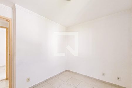 Quarto 2 de apartamento para alugar com 2 quartos, 49m² em Jardim California, Jacareí