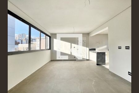 Apartamento à venda com 2 quartos, 63m² em Santo Antônio, Belo Horizonte