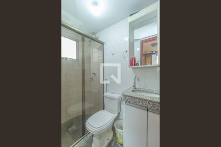 Banheiro de apartamento à venda com 3 quartos, 53m² em Colégio Batista, Belo Horizonte