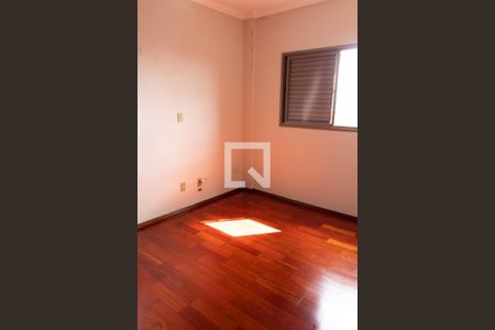 QUARTO 1 de apartamento para alugar com 3 quartos, 111m² em Jardim Chapadão, Campinas