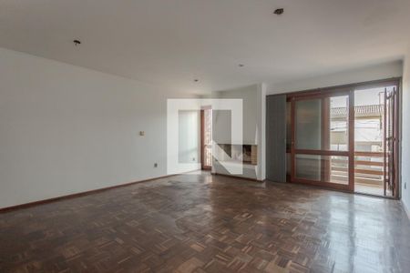 Sala 1 de casa para alugar com 4 quartos, 221m² em Jardim Lindóia, Porto Alegre