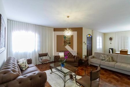 Sala de casa à venda com 4 quartos, 257m² em Castelo, Belo Horizonte