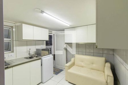 Sala/Quarto de kitnet/studio para alugar com 1 quarto, 20m² em Hauer, Curitiba