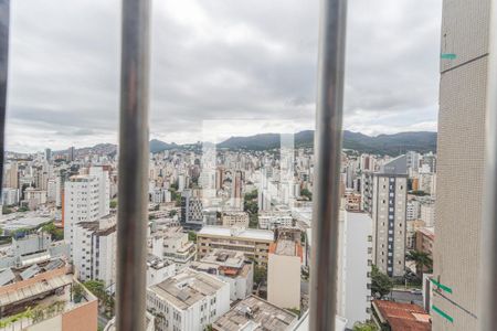 Vista da Sala de apartamento à venda com 3 quartos, 90m² em São Pedro, Belo Horizonte