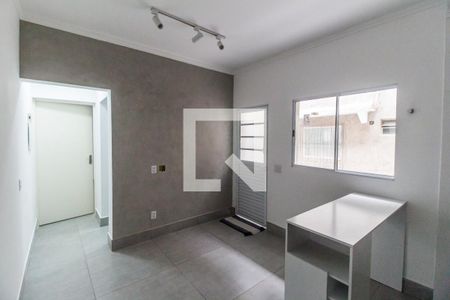 Sala  de casa para alugar com 1 quarto, 90m² em Vila Veloso, Carapicuíba