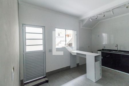 Sala  de casa para alugar com 1 quarto, 90m² em Vila Veloso, Carapicuíba