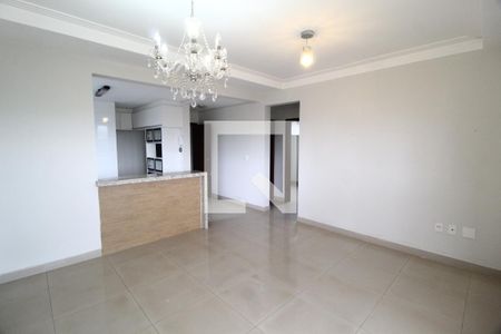 Sala de apartamento para alugar com 3 quartos, 96m² em Saraiva, Uberlândia