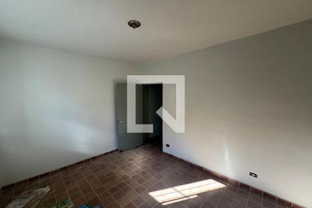 Dormitório 01 de casa para alugar com 2 quartos, 75m² em Campos Elísios, Ribeirão Preto