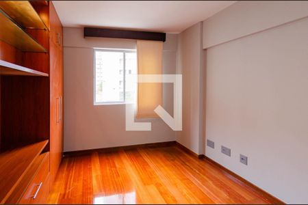 Quarto 1 de apartamento para alugar com 3 quartos, 153m² em Sion, Belo Horizonte