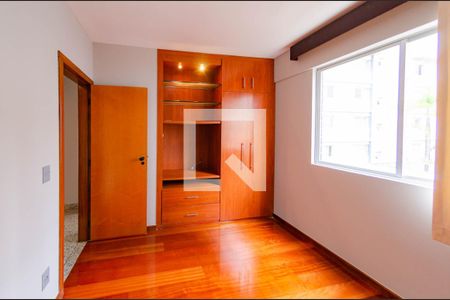 Quarto 1 de apartamento para alugar com 3 quartos, 153m² em Sion, Belo Horizonte