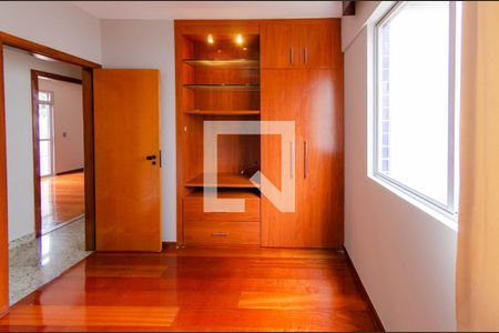 Quarto 1 de apartamento para alugar com 3 quartos, 153m² em Sion, Belo Horizonte