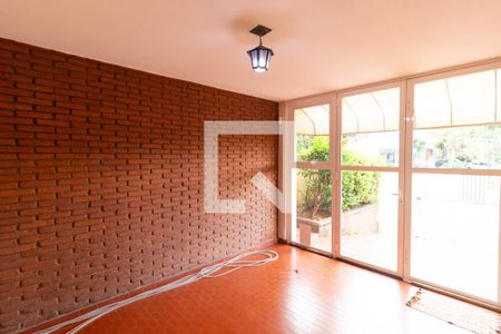 Sala 01 de casa para alugar com 3 quartos, 150m² em Chácara da Barra, Campinas