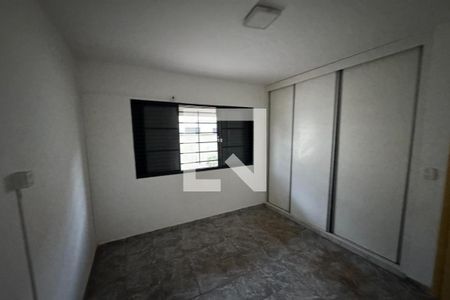 Quarto 01 de apartamento para alugar com 2 quartos, 82m² em Residencial E Comercial Palmares, Ribeirão Preto