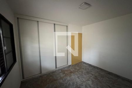 Quarto 01 de apartamento para alugar com 2 quartos, 82m² em Residencial E Comercial Palmares, Ribeirão Preto