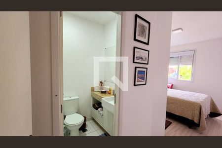 Corredor  de casa de condomínio à venda com 2 quartos, 70m² em Medeiros, Jundiaí